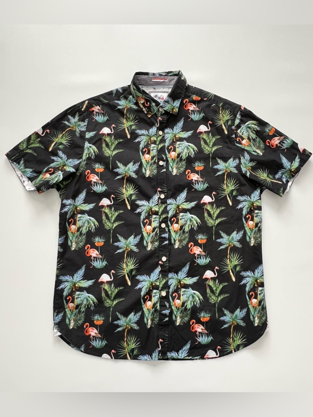 Cactus Man NWOT Ricky Singh Hawaiian Shirt Large Floral Flamingo Button-Up